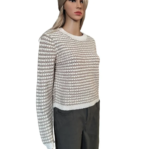 DKNY Jeans Cream and White Knit Sweater - Picture 3 of 9